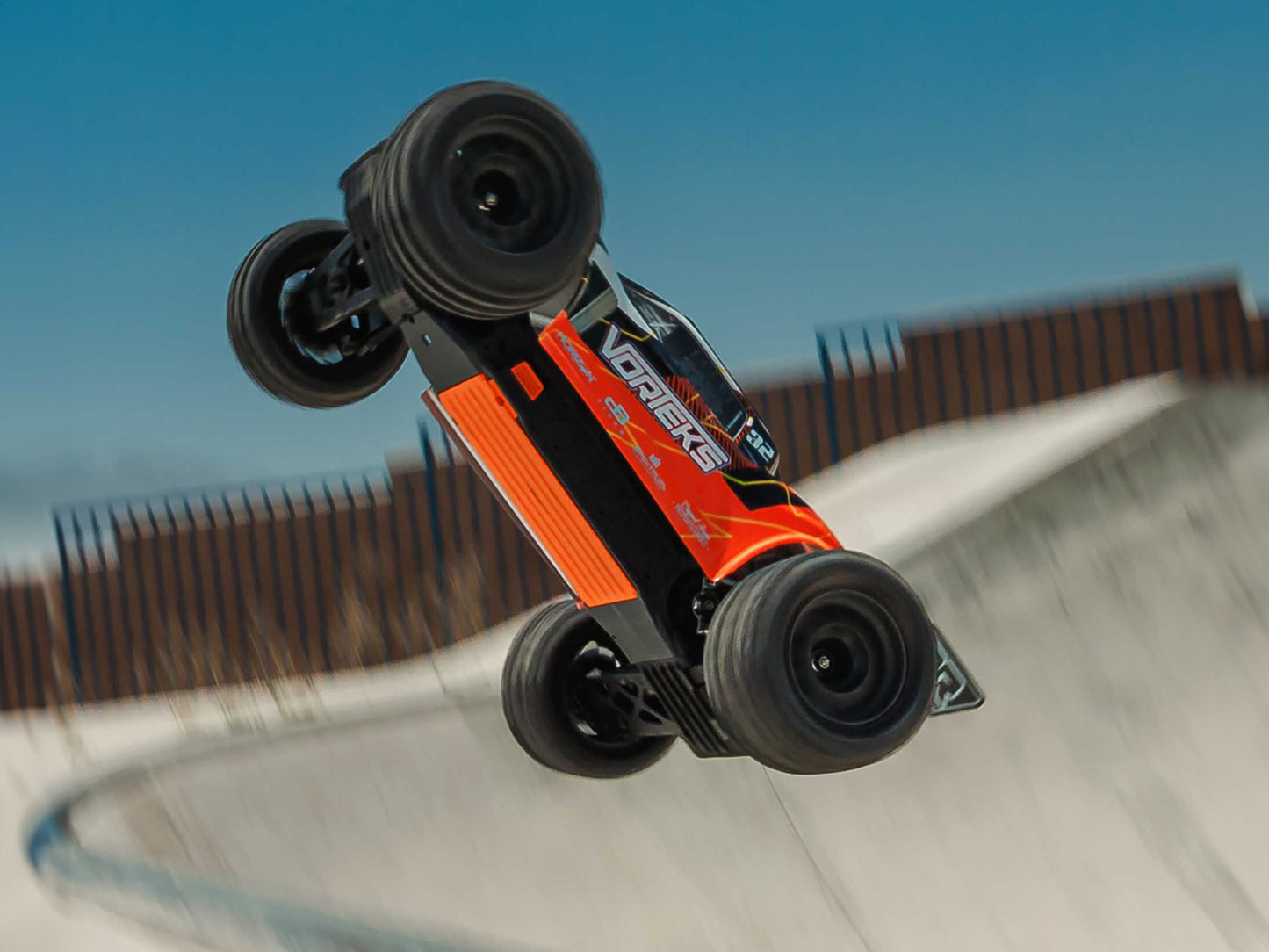 ARRMA VORTEKS MEGA 550 1/10 4X2 ST with Battery & Charger Orange