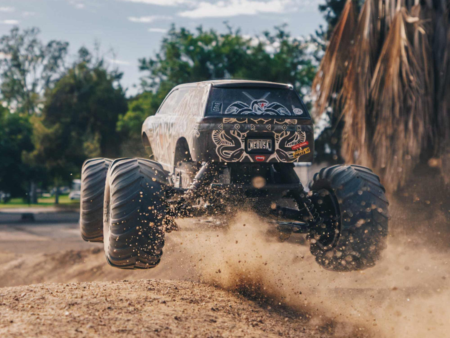 ARRMA 1/10 GORGON MEGA 550 2WD MT RTA Kit w/Batt & Chg Gunmetal