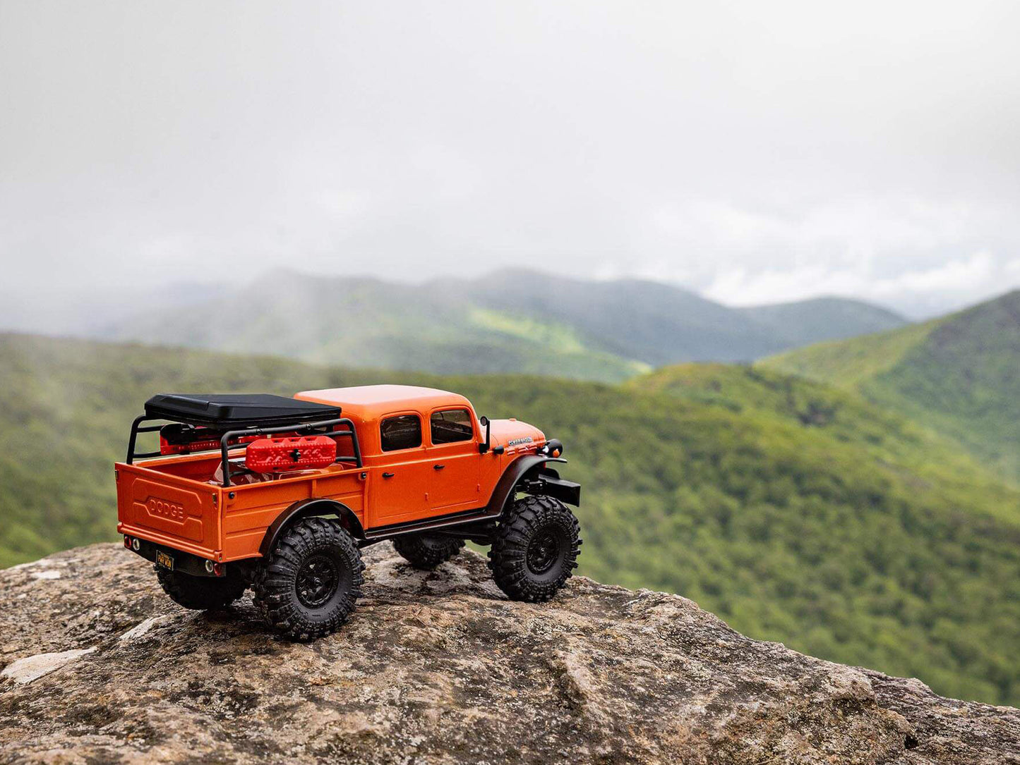 1/24 SCX24 Dodge Power Wagon 4WD Rock Crawler RTR Orange - C-AXI00007T1