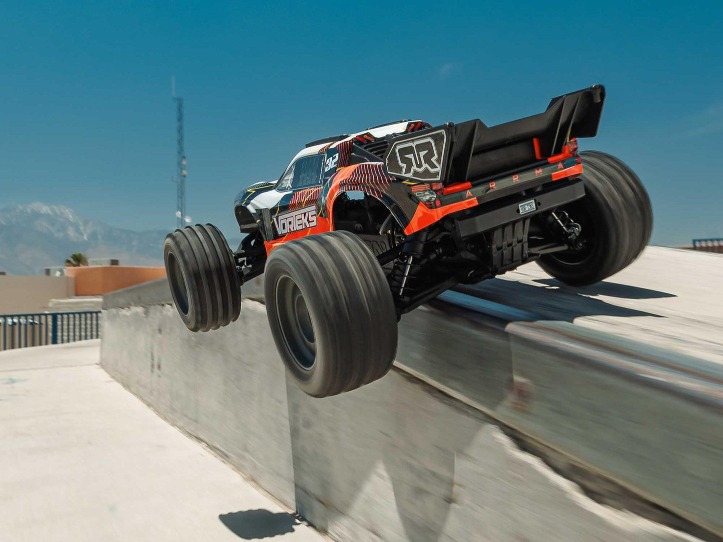 ARRMA VORTEKS MEGA 550 1/10 4X2 ST with Battery & Charger Orange