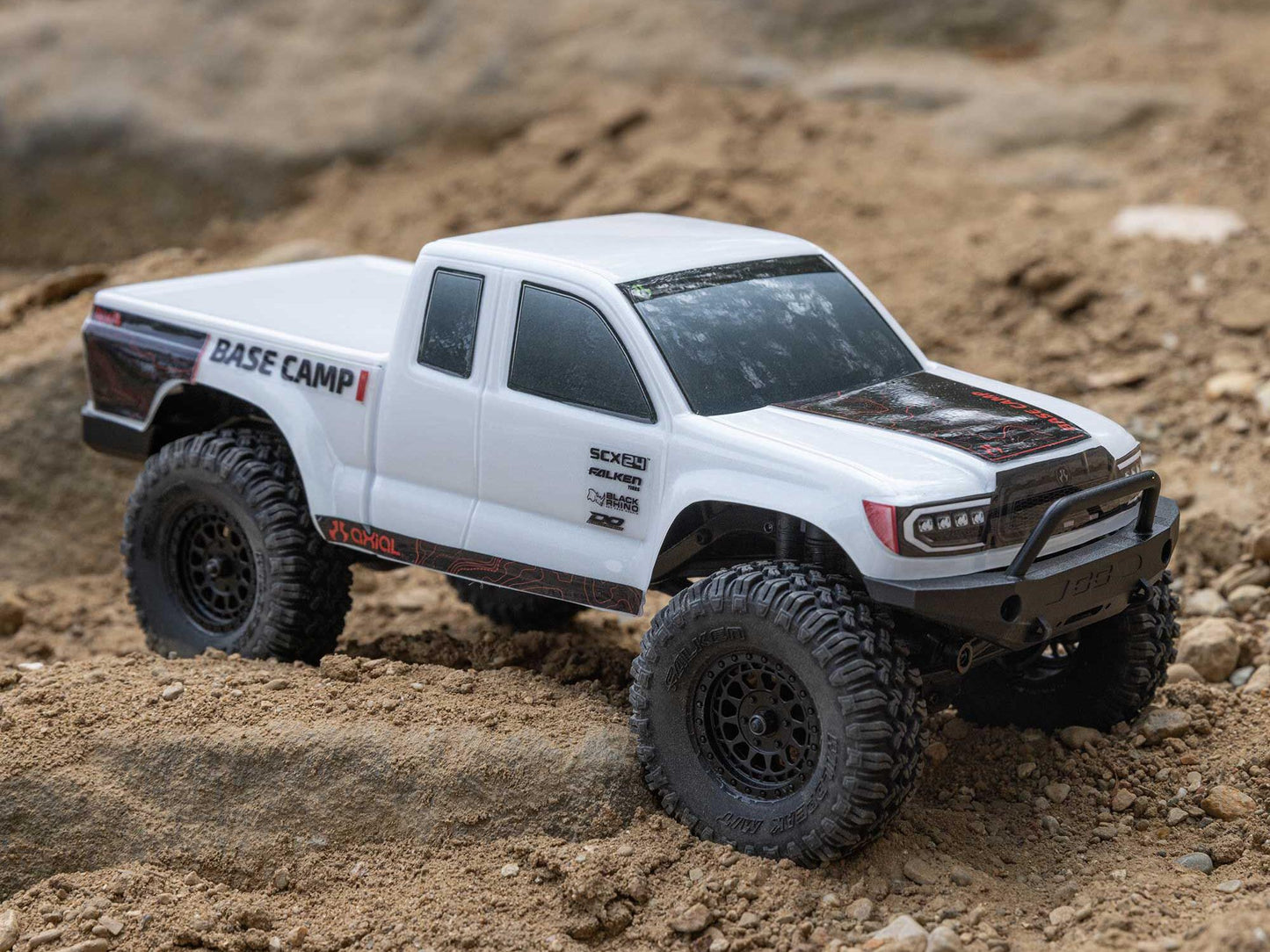 1/24 SCX24 Base Camp 4WD Rock Crawler RTR White - C-AXI-1219T1