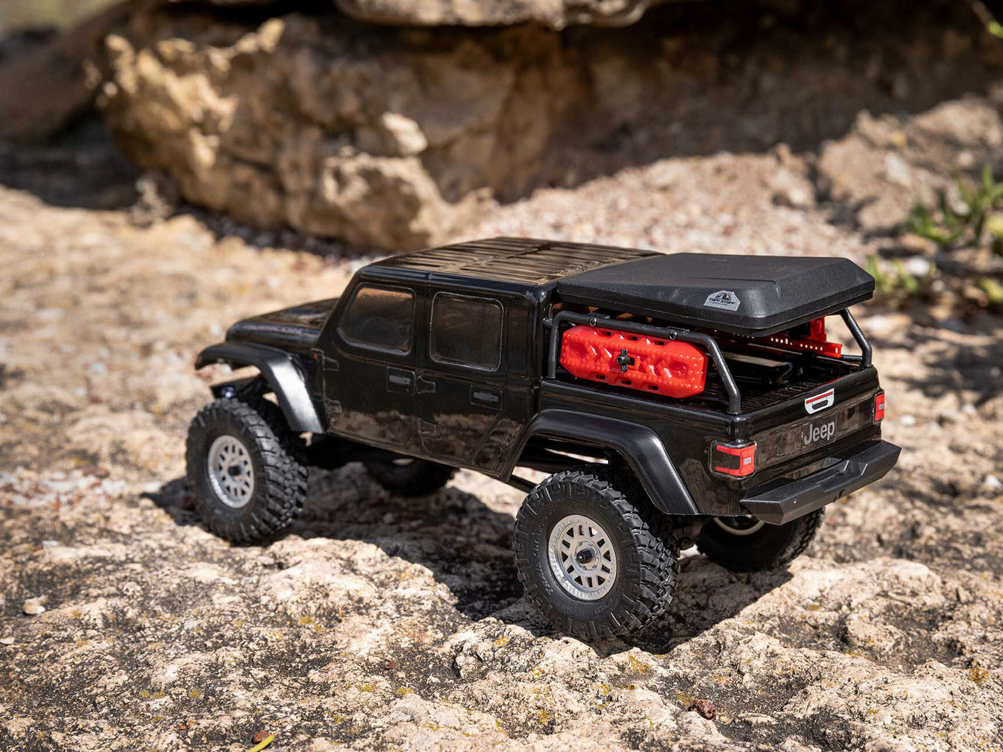 1/24 SCX24 Jeep JT Gladiator 4WD Rock Crawler RTR Black - C-AXI00005V2T5