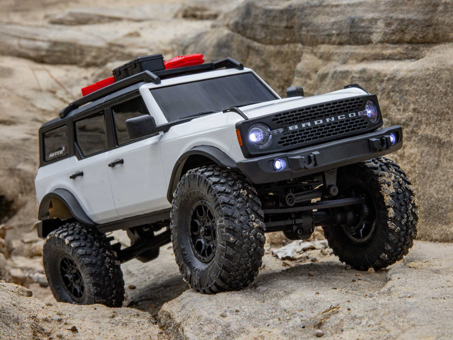 1/24 SCX24 Ford Bronco 4X4 RTR (inc Battery & Charger) White - C-AXI00006V2T4